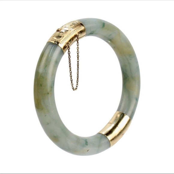 LAST DROP❤️❤️Vintage authentic 1940’s Jade & 14 Karat Gold Hinged Chinese Bangle - Picture 12 of 15